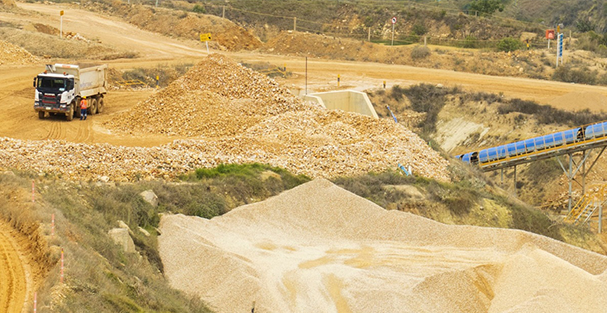 Pila de gravilla en Planta Mondoñedo